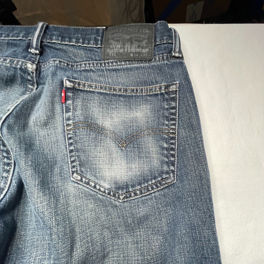 Levis 511 Jeans Mens 34x32 Slim Fit Distressed Blue Denim Button Fly - Picture 13 of 16
